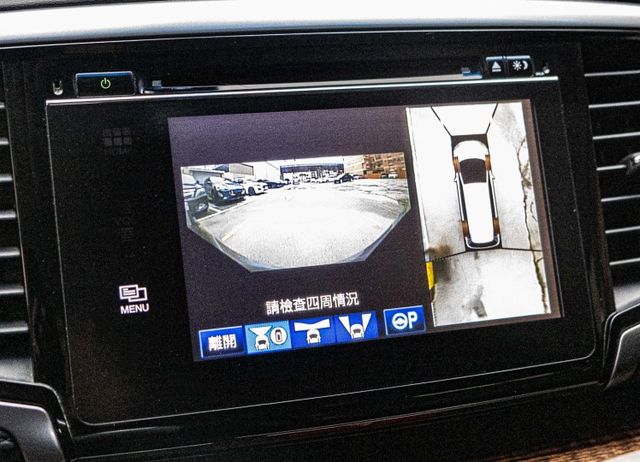 Apex頂級版 七人座 LED頭燈 盲點偵測 空力套件 電動天窗 雙側電動滑門 環景影像 倒車顯影  第14張相片