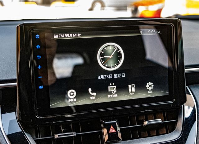 豪華版 WiFi音響 7顆安全氣囊 ACC跟車 LTA車道維持 I-KEY LED日行燈 後座出風口 僅跑8萬公里  第14張相片