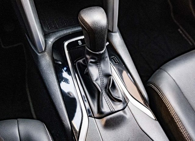 豪華版 WiFi音響 7顆安全氣囊 ACC跟車 LTA車道維持 I-KEY LED日行燈 後座出風口 僅跑8萬公里  第16張相片