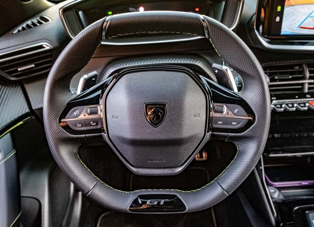 小改款2008 GT版 盾牌廠徽 新車價125萬 獅爪日行燈 倒車顯影 環景系統 僅跑5千 原廠保固中  第10張相片