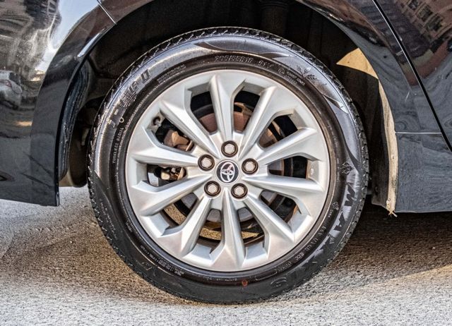 2022年式 油電尊爵版 ACC全速域 I-KEY 恆溫空調 7顆安全氣囊 倒車顯影 盲點偵測 原廠保固中  第20張相片