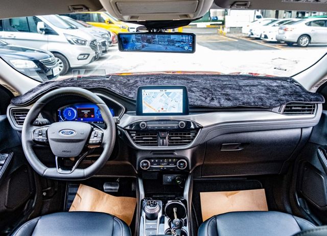 180旗艦版 360環景影像 倒車顯影 數位儀表 電動尾門 抬頭顯示 ACC跟車 僅跑1萬多 原廠保固中  第6張相片