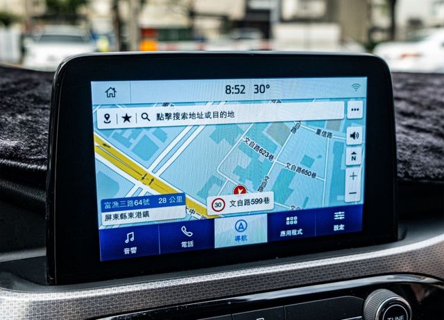 180旗艦版 360環景影像 倒車顯影 數位儀表 電動尾門 抬頭顯示 ACC跟車 僅跑1萬多 原廠保固中  第13張相片