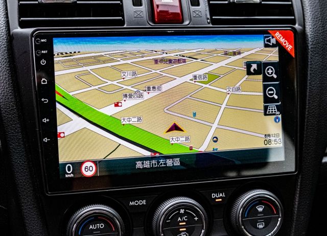 XT Premium版 HK音響組 電動天窗 I-KEY 電動尾門 HID頭燈 電動座椅 電子後視鏡 倒車顯影 衛星導航  第13張相片