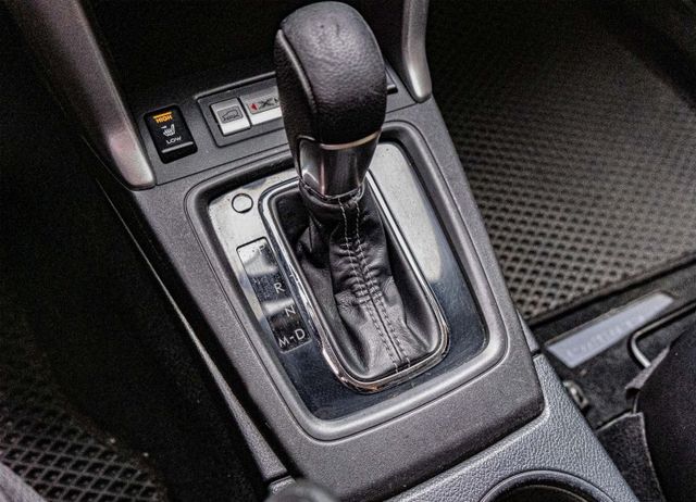 XT Premium版 HK音響組 電動天窗 I-KEY 電動尾門 HID頭燈 電動座椅 電子後視鏡 倒車顯影 衛星導航  第17張相片