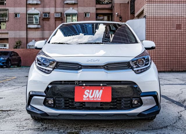 X-LINE版 I-KEY 跑車方向盤 X-LINE內裝套件 定速巡航 倒車顯影 恆溫空調 原廠保固中  第2張相片