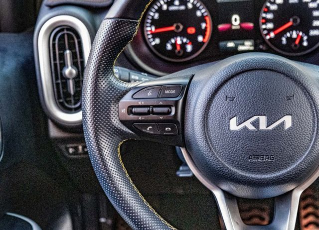 X-LINE版 I-KEY 跑車方向盤 X-LINE內裝套件 定速巡航 倒車顯影 恆溫空調 原廠保固中  第13張相片