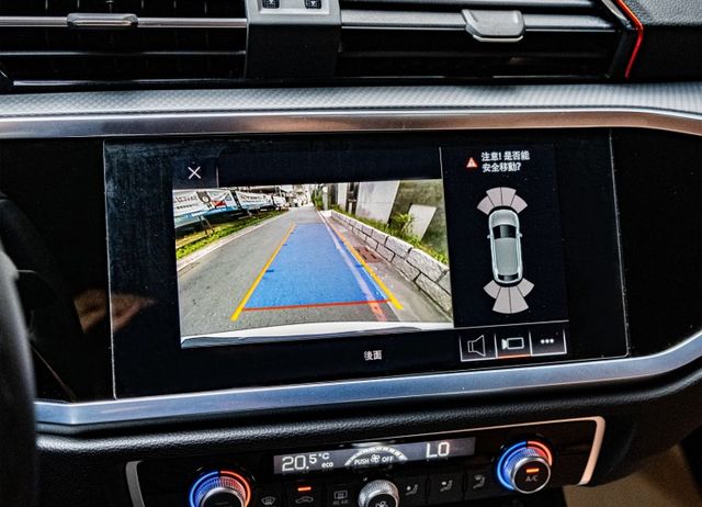 Sportback 35 TFSI版 ACC跟車 數位儀表 倒車顯影 雙區恆溫 選配抬顯及真皮跑車座椅 原廠保固中  第14張相片