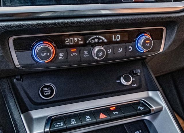 Sportback 35 TFSI版 ACC跟車 數位儀表 倒車顯影 雙區恆溫 選配抬顯及真皮跑車座椅 原廠保固中  第15張相片