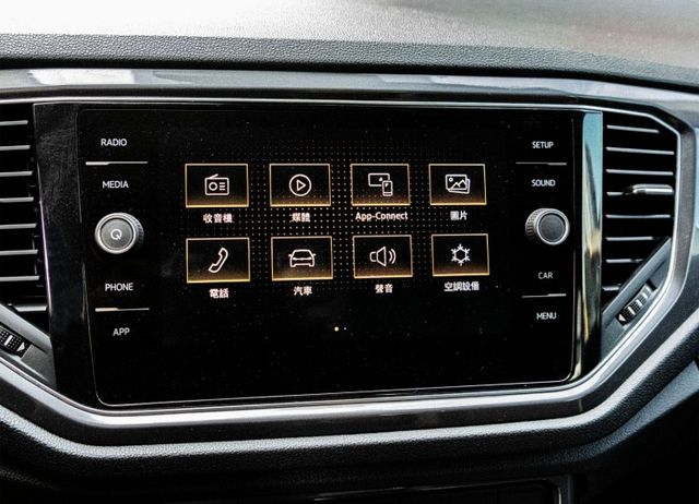 Style Design版 自動停車 電動尾門 倒車顯影 盲點偵測 ACC跟車 車道維持及偏移 全原廠保養  第11張相片