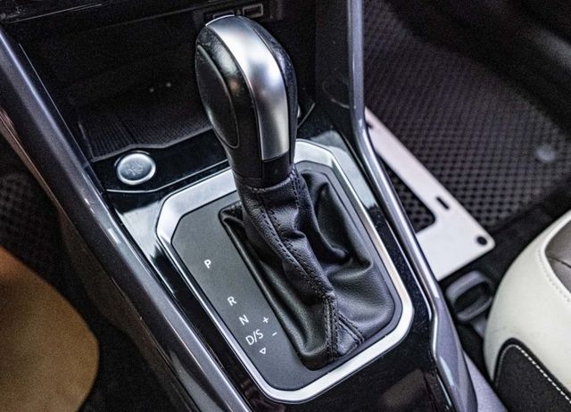 Style Design版 自動停車 電動尾門 倒車顯影 盲點偵測 ACC跟車 車道維持及偏移 全原廠保養  第15張相片