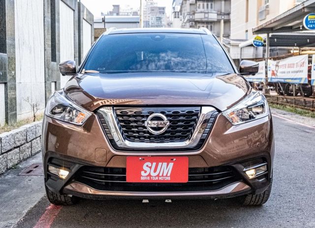 智行旗艦版 6安全氣囊 360環景 LED頭燈 盲點偵測 車道偏離警示 定速巡航 數位儀表 僅跑4萬多公里  第2張相片