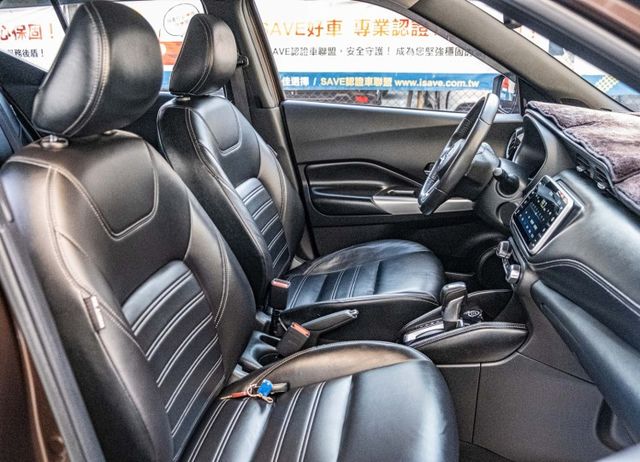智行旗艦版 6安全氣囊 360環景 LED頭燈 盲點偵測 車道偏離警示 定速巡航 數位儀表 僅跑4萬多公里  第10張相片