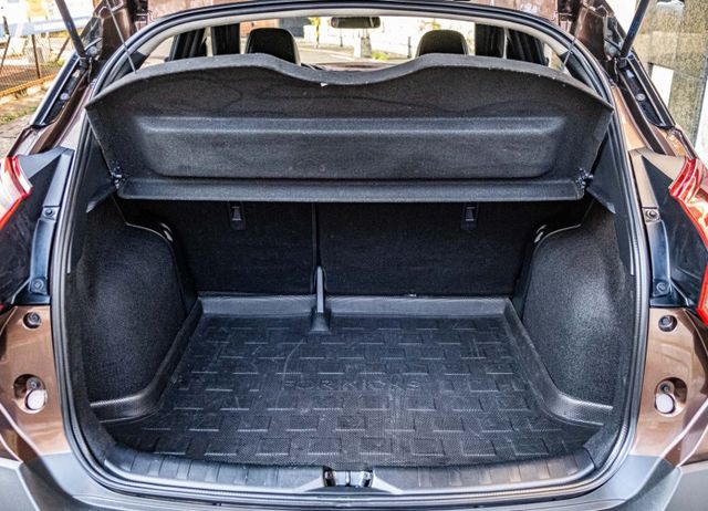 智行旗艦版 6安全氣囊 360環景 LED頭燈 盲點偵測 車道偏離警示 定速巡航 數位儀表 僅跑4萬多公里  第11張相片