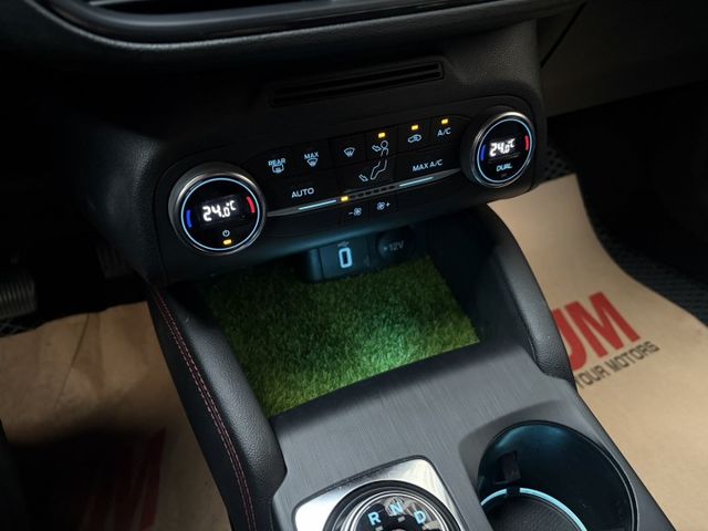 ST-Line Lommel版 ACC跟車 多連桿懸吊 電動椅 HUD抬顯 衛星導航 倒車顯影 盲點偵測 原廠保固中  第6張相片