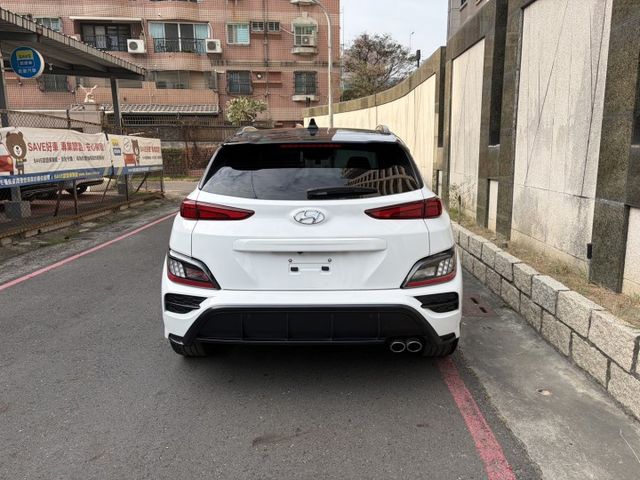 GLT-B版 全彩數位儀表 倒車顯影 ACC跟車 抬頭顯示器 換擋撥片 恆溫空調 僅跑2萬多公里 加購原廠延長保固  第2張相片