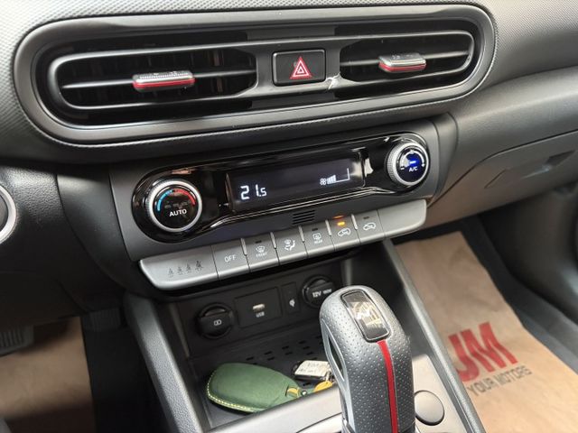 GLT-B版 全彩數位儀表 倒車顯影 ACC跟車 抬頭顯示器 換擋撥片 恆溫空調 僅跑2萬多公里 加購原廠延長保固  第9張相片