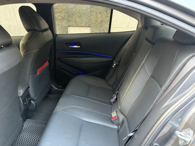 油電尊爵版 數位儀表 TSS2.0輔助駕駛 衛星導航 I-Key 恆溫空調 加裝360環景 GR樣式氣氛燈 原廠保固中  第5張相片