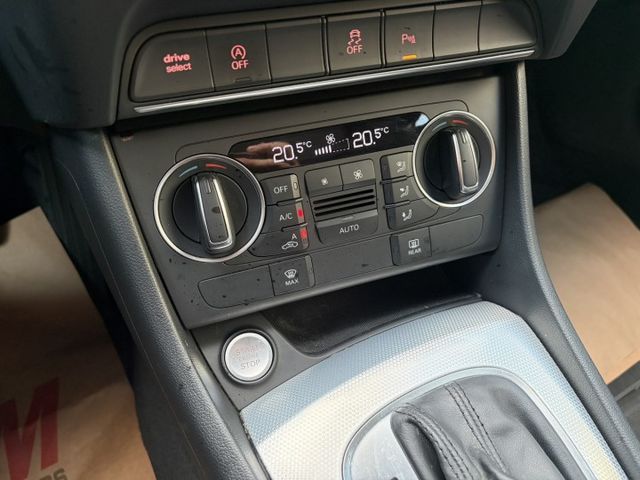 30 TFSI版 6安全氣囊 HID頭燈 電動座椅 電動尾門 倒車雷達 加裝衛星導航 固定原廠保養  第10張相片