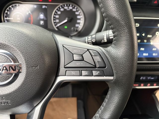 2022年式 智行旗艦版 定速巡航 恆溫空調 360環景 倒車顯影 加裝電子後視鏡 原廠8年保固中 僅跑7萬多  第10張相片