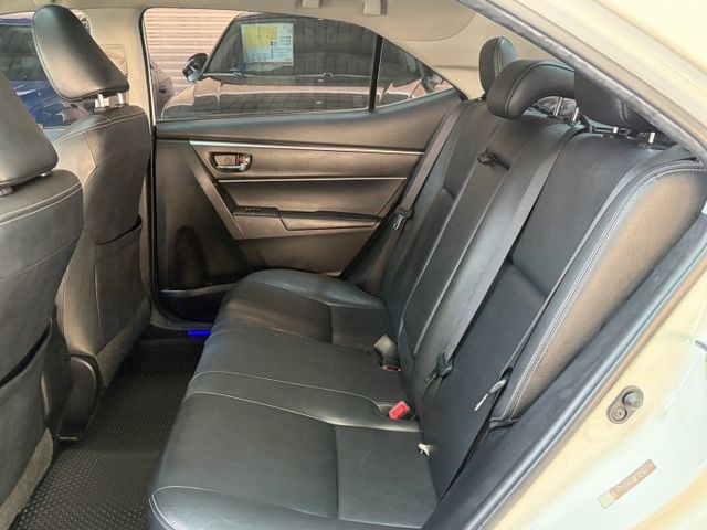 尊爵版 電動天窗 電動椅 倒車顯影 倒車雷達 安卓機 I-Key 恆溫空調 升級排擋頭  第5張相片