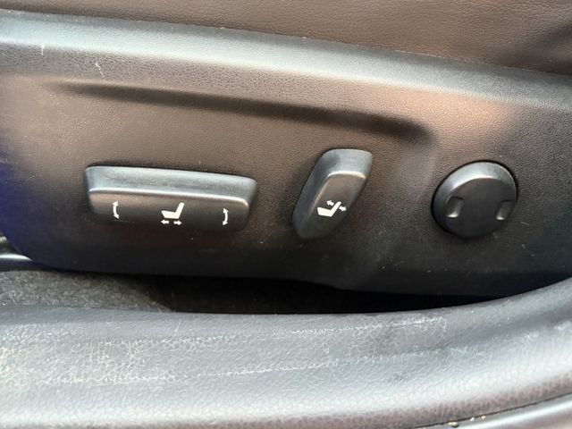 尊爵版 電動天窗 電動椅 倒車顯影 倒車雷達 安卓機 I-Key 恆溫空調 升級排擋頭  第7張相片