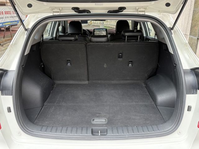 豪華版 ACC跟車 定速巡航 I-KEY 電動椅 盲點偵測 衛星導航 多功能方向盤 升級安卓影音 四輪全新胎  第3張相片