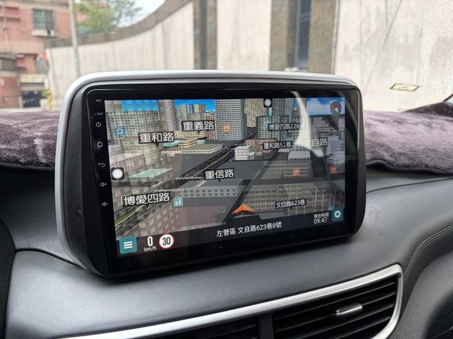 豪華版 ACC跟車 定速巡航 I-KEY 電動椅 盲點偵測 衛星導航 多功能方向盤 升級安卓影音 四輪全新胎  第7張相片