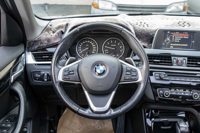 2016年 X1 SDRIVE20I頂級版 全景天窗 8速手自排 定速 LED頭燈 電動尾門 倒車顯影 僅跑7萬多  第11張相片