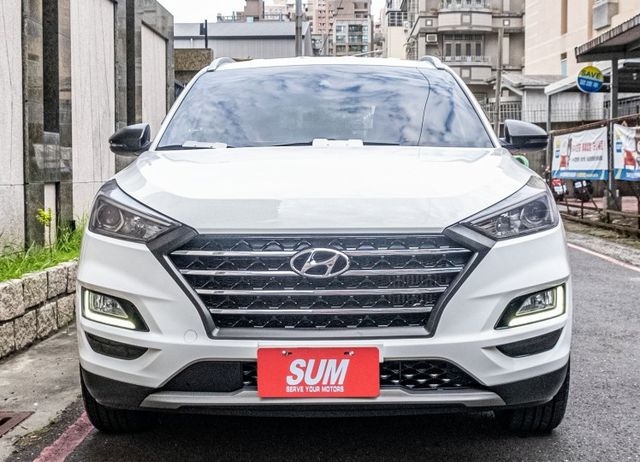豪華版 ACC跟車 定速巡航 I-KEY 電動椅 盲點偵測 衛星導航 多功能方向盤 升級安卓影音 四輪全新胎  第2張相片