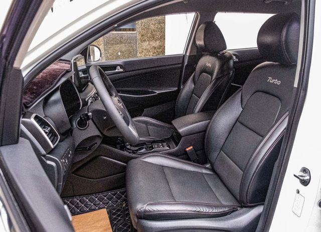 豪華版 ACC跟車 定速巡航 I-KEY 電動椅 盲點偵測 衛星導航 多功能方向盤 升級安卓影音 四輪全新胎  第7張相片