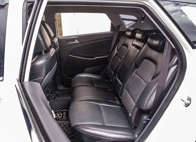 豪華版 ACC跟車 定速巡航 I-KEY 電動椅 盲點偵測 衛星導航 多功能方向盤 升級安卓影音 四輪全新胎  第8張相片