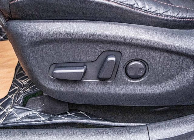 豪華版 ACC跟車 定速巡航 I-KEY 電動椅 盲點偵測 衛星導航 多功能方向盤 升級安卓影音 四輪全新胎  第17張相片