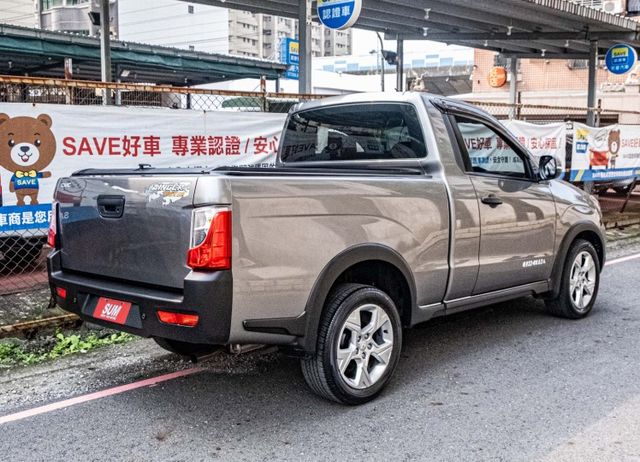 Zinger貨卡晶鑽型 定速巡航 倒車雷達 電子後視鏡 17吋圈 加裝升縮捲簾 載重700公斤 僅跑3萬多公里  第4張相片