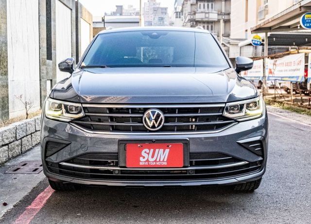 280 TSI Elegance版 電動椅 電尾門 360環景 自動停車 ACC跟車 盲點偵測 衛星導航 全原廠保養  第2張相片