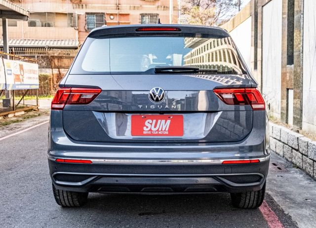 280 TSI Elegance版 電動椅 電尾門 360環景 自動停車 ACC跟車 盲點偵測 衛星導航 全原廠保養  第3張相片