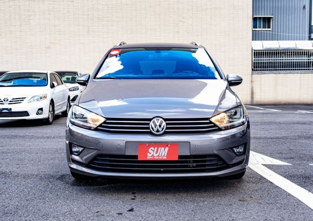 2016年式 280 TDI Comfort Line版 歐係操駕 倒車顯影 加裝地圖導航 後座出風口 僅跑12萬公里  第2張相片