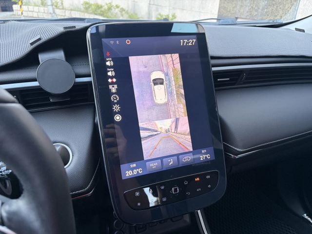 大生活家版 電動尾門 360環景影像 抬頭顯示器 盲點偵測 電子後視鏡 僅跑五萬多公里 原廠保固中  第8張相片