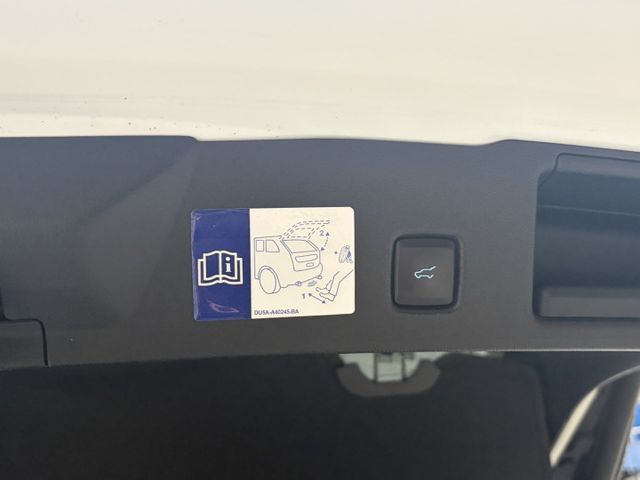 EcoBoost 180旗艦版 全景天窗 電動椅 電尾門 盲點偵測 衛星導航 倒車顯影 雙區恆溫空調 僅跑5萬多公里  第17張相片