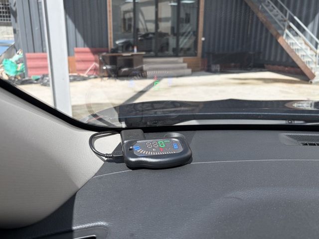 智行版 LED燈組 電動尾門 倒車顯影 360環景 ACC跟車 盲點偵測 抬顯 僅跑5萬多公里 原廠保養  第12張相片