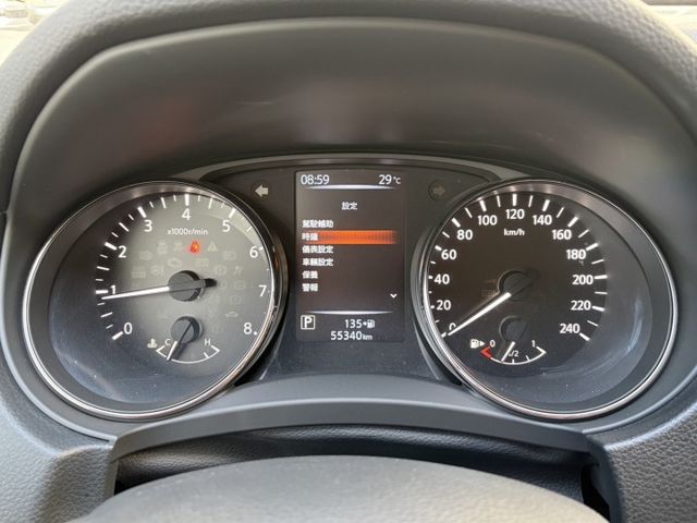 智行版 LED燈組 電動尾門 倒車顯影 360環景 ACC跟車 盲點偵測 抬顯 僅跑5萬多公里 原廠保養  第17張相片