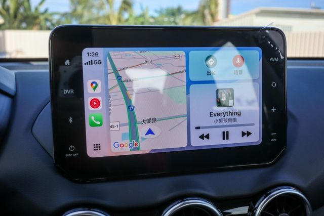 【尊爵版 僅跑３萬】新車保固中│原廠保養│全速域跟車│環景│CARPLAY│後座出風│ISOFIX│車道偏移輔助│盲點  第14張相片