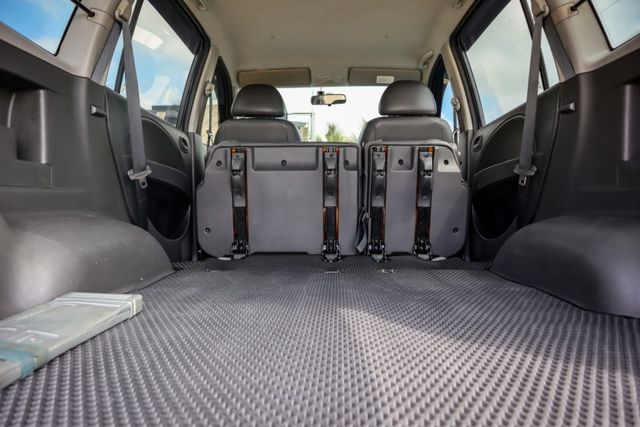 【雅緻自排 商旅兩用車】里程保證│衛星導航│倒車顯影│CARPLAY│USB輸入│行車紀錄器│鋁圈│BOS煞車輔助  第6張相片
