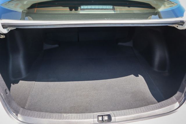 【尊爵影音版 僅跑５萬】I-KEY│原鈑件│ACC跟車│車道偏移│CARPLAY│導航│後座出風│ISOFIX│盲點偵測  第7張相片