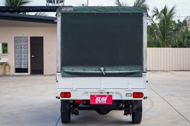 【僅跑 8萬 全車原鈑件】三面篷│胎壓偵測│前後行車紀錄器│USB│霧燈│倒車顯影│  第4張相片