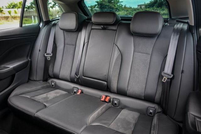 【小改款豪華動能版 原廠保養】全車原鈑件│全速域跟車│車道置中│CARPLAY│數位儀表│電子後視鏡│盲點偵測│電動尾門  第9張相片