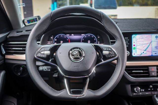 【小改款豪華動能版 原廠保養】全車原鈑件│全速域跟車│車道置中│CARPLAY│數位儀表│電子後視鏡│盲點偵測│電動尾門  第11張相片