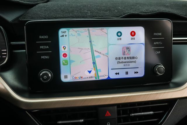 【小改款豪華動能版 原廠保養】全車原鈑件│全速域跟車│車道置中│CARPLAY│數位儀表│電子後視鏡│盲點偵測│電動尾門  第15張相片