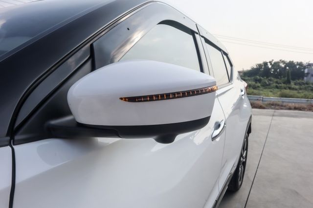 【頂級智行旗艦版 全車原鈑件】360環景影像│車道偏移警示│HUD抬頭顯示│LED頭燈│I-KEY│CARPLAY  第5張相片