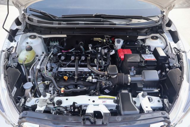 【頂級智行旗艦版 全車原鈑件】360環景影像│車道偏移警示│HUD抬頭顯示│LED頭燈│I-KEY│CARPLAY  第16張相片